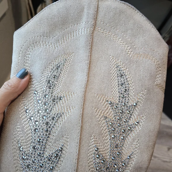 Madden Girl Sparkly Boots - Picture 16 of 16